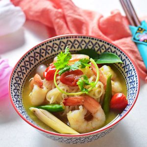 Tom Yum Goong Zucchini Noodles by Cookit